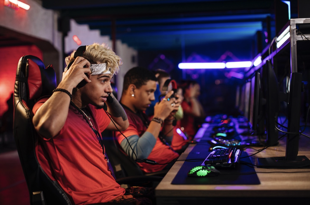 The Future of Esports: Should Competitive Gaming Be Considered a Sport?